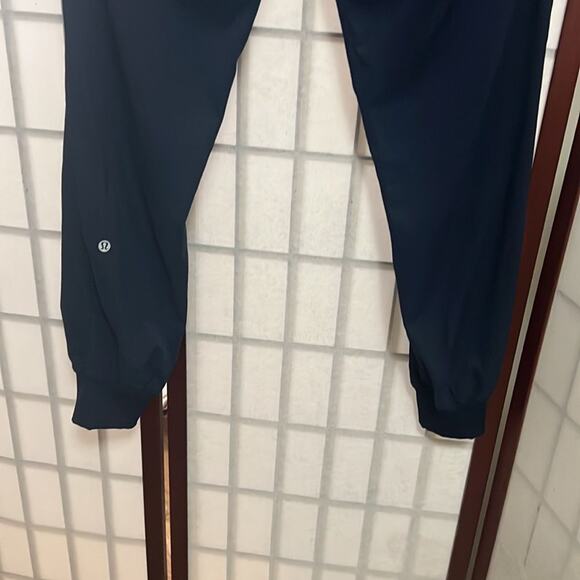 LULULEMON ATHLETICA ON THE GO INKWELL DRAWSTRING‎ JOGGER SIZE 4 - Picture 3 of 8